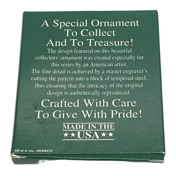 1991 Poinsettia Acrylic Etched Holiday Treasures Collectors’ Christmas Ornament - Picture 6 of 10